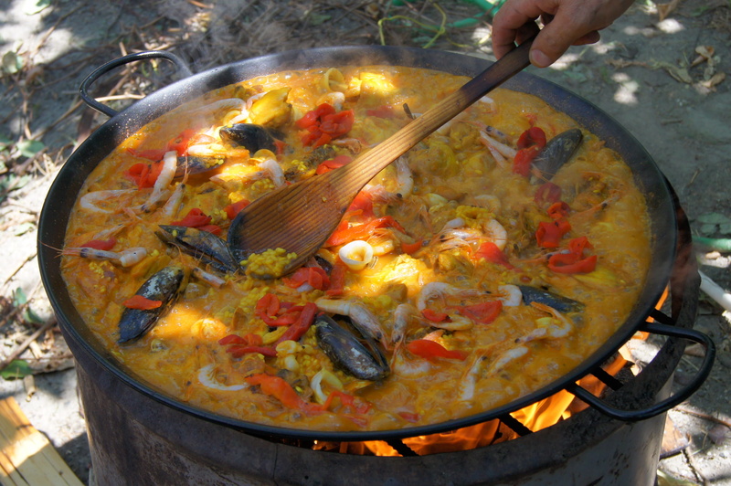 spoon, kitchen utensil, preparing food, burning, enjoy, flame, fire, fire - natural phenomenon, cook, vegetables, wooden spoon, human hand, rice dish, cooking enjoyment