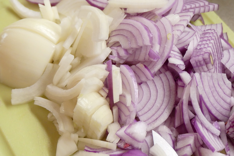 indoors, red, still life, vegetable onion, vegetarian food, close-up, preparation, red onion, no people, healthy eating, raw food, slice, wellbeing, white