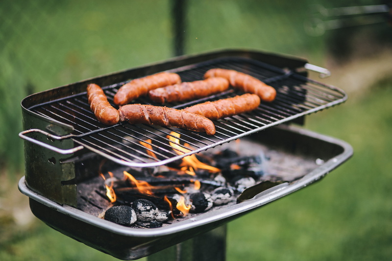 hot dog, grill, roasted, day, barbecue Grill, picnic, preparing food, steak, outdoors, summer, flame, outdoor, focus on foreground, sausage, kebab, burning