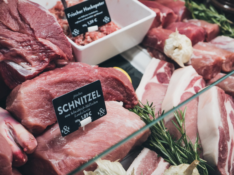 high angle view, communication, price tag, for sale, meats, markthalle ix, deli, western script, freshness, food, beef, steak, still life, fried chicken