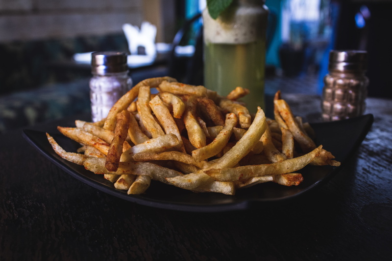 salt, prepared potato, restaurant, condiment, marrakesh, plate, deep fried, snack, temptation, meal, unhealthy eating, ceramic, french fries, focus on foreground