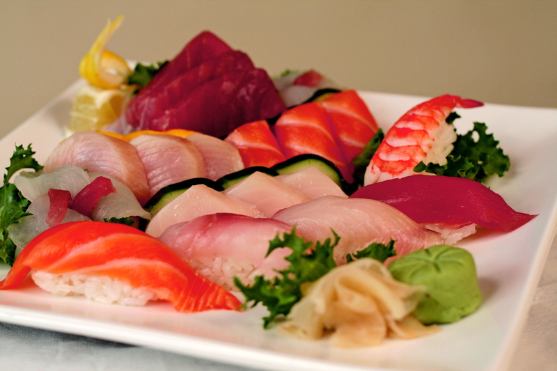 dinner, slice, tray, freshness, lunch, healthy Eating, wellbeing, crockery, food And Drink, fillet, ready-to-eat, appetizer, dieting, fish, selective focus