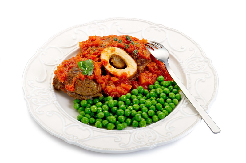 slice, cooking, beef, plate, wellbeing, legume family, green Color, white Background, eating utensil, dinner, 4K, meal, fork, onion, white, meat And Alternatives
