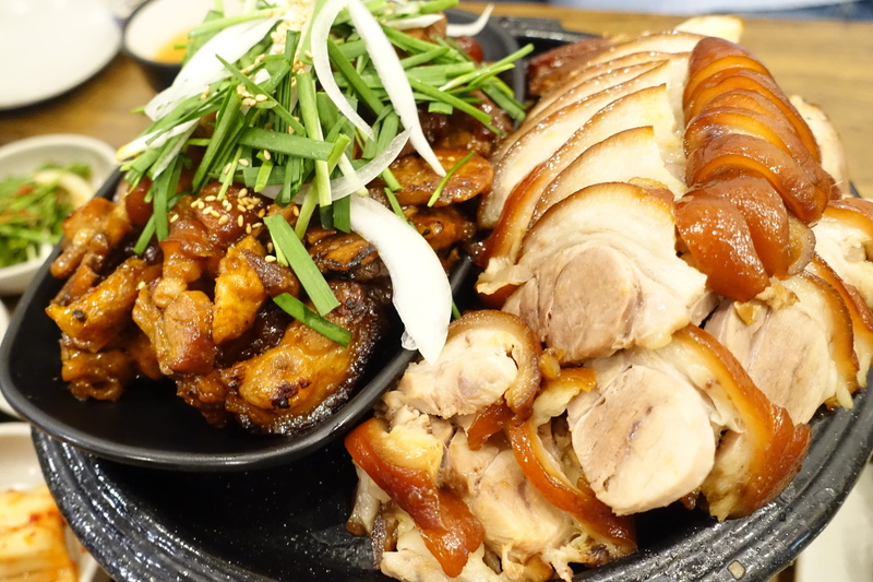 Whole, freshness, wellbeing, temptation, whole ham hocks, still life, white meat, indoors, hocks, meat And Alternatives, food, high angle view, gourmet