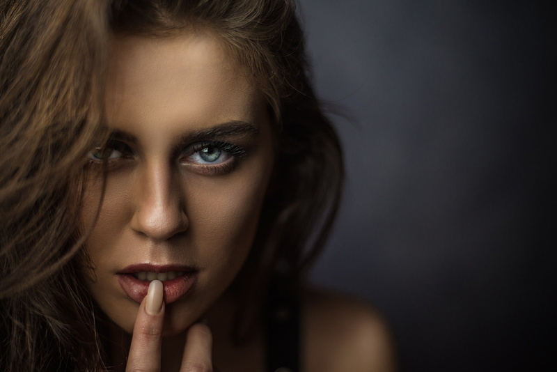 women, one person, human face, face portrait, Girls, hair, close-up, beauty, beautiful people, human body part, finger on lips, open mouth, young women