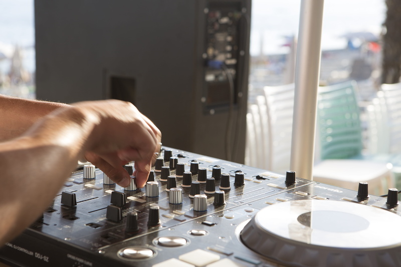 club dj, body part, nightlife, mixer, equipment, only men, day, control, Event, one man only, technology, arts culture and entertainment, black, table
