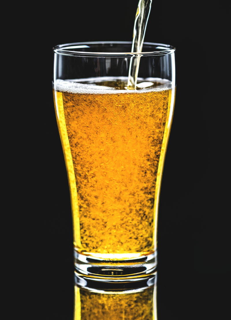 background, drinking glass, drunk, cold, alcoholism, indoors, brewery, bubble, single object, hangout, black background, celebration, frothy drink, drink