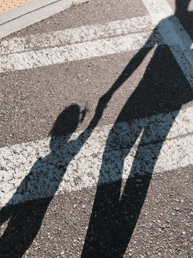 mother, girl, city, parenthood, shadow, sunlight, adult, love, mother and daughter, happiness, nature, Daughter, people, happy, child, real people, childhood