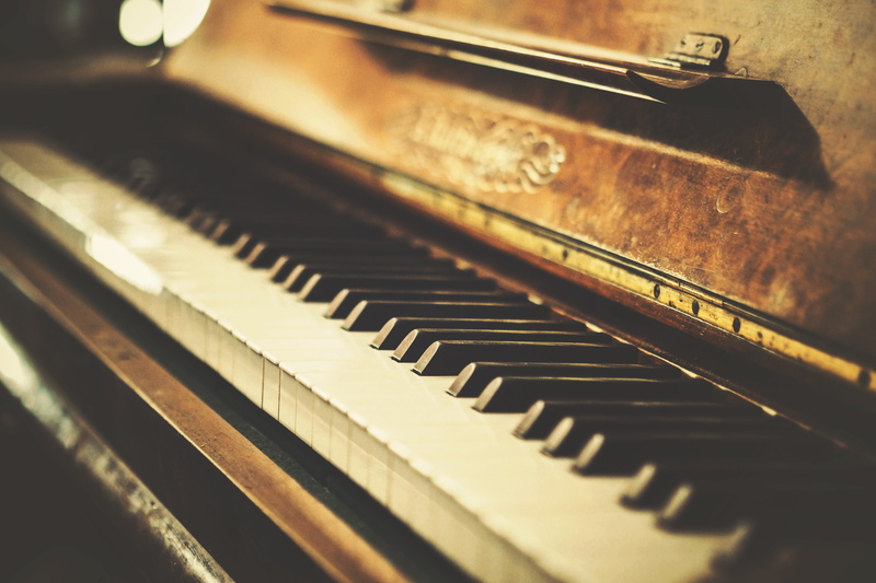 musical Note, jazz Music, brown, ivory, keyboard instrument, arts And Entertainment, no People, indoors, in a row, macro, classical Concert, musical Instrument