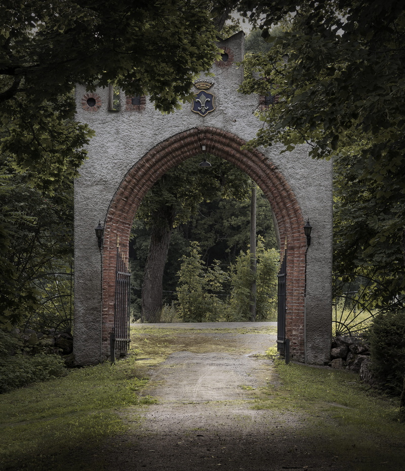 arch, castlegate, bricks, stonegate, building, no people, architecture, the way forward, castle, nature, estate, entrance, gate, direction, svartå, forest