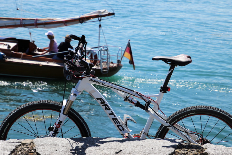 no people, travel, stationary, land vehicle, wheel, the sun, summer, outdoors, transportation, nature, beach, swimming, 5K, the prospect of, bodensee