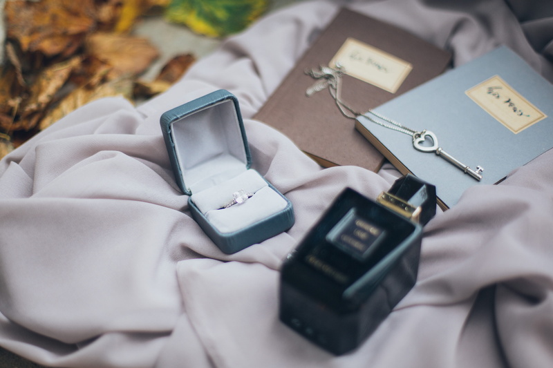 portable information device, watch, mobile phone, hand, jewellery, wristwatch, human body part, high angle view, selective focus, jewelry, technology, one person