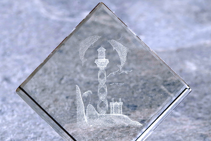 focus on foreground, shopping, souvenir, glass, delfin, 4K, holidays, holiday, geometric shape, cloud - sky, cold temperature, winter, shape, texture