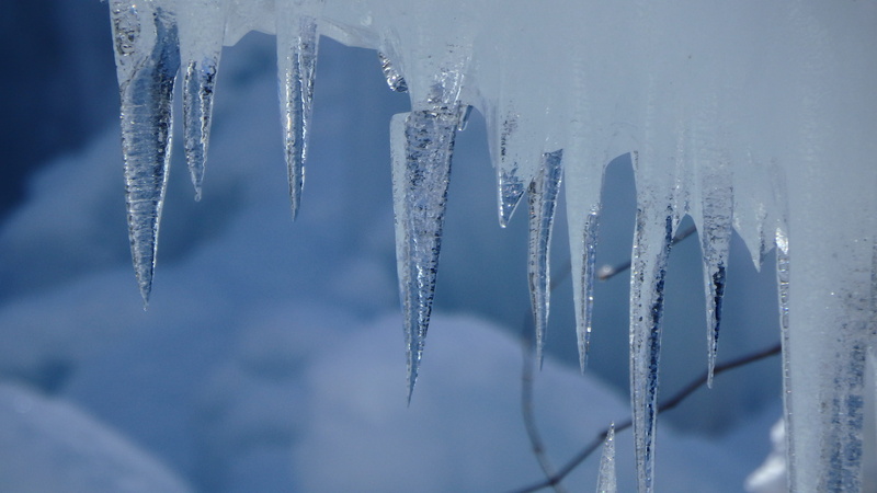frost, beauty in nature, blue, ice cubes, white color, frozen, close-up, triangle live, snow, outdoors, winter, ice, cold temperature, melting, cold, day