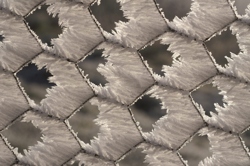 cracked, decor, vulnerability, close-up, wire, repetition, texture, full frame, nature, shape, extreme close-up, 2K, textured, backgrounds, geometric