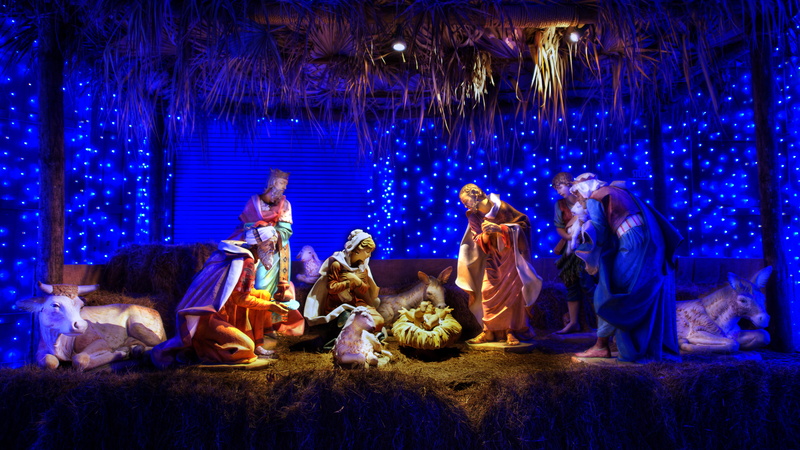 men, representation, traditional Festival, creativity, figurine, cultures, praying, sculpture, male likeness, baby, den, nativity Scene, statue, craft