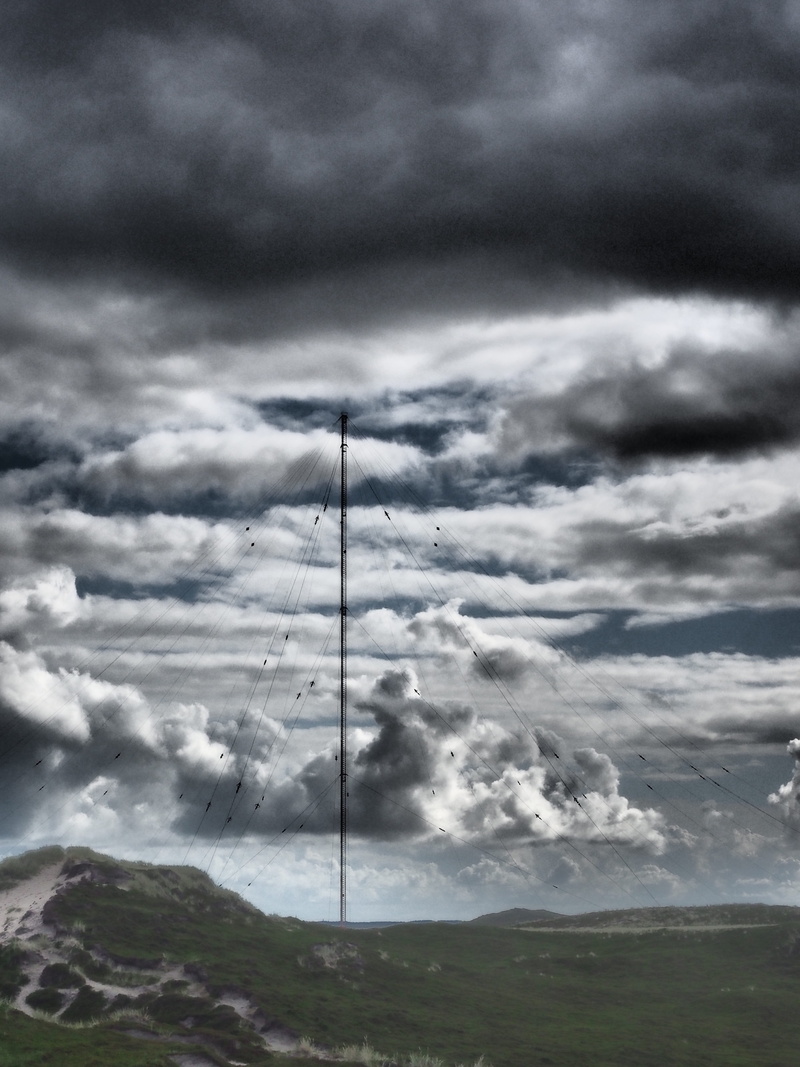 cloud - sky, technology, low angle view, loran-c, transmitter, sylt, radio mast, steel truss mast, send system, communication, weary, abgespannter steel truss mast