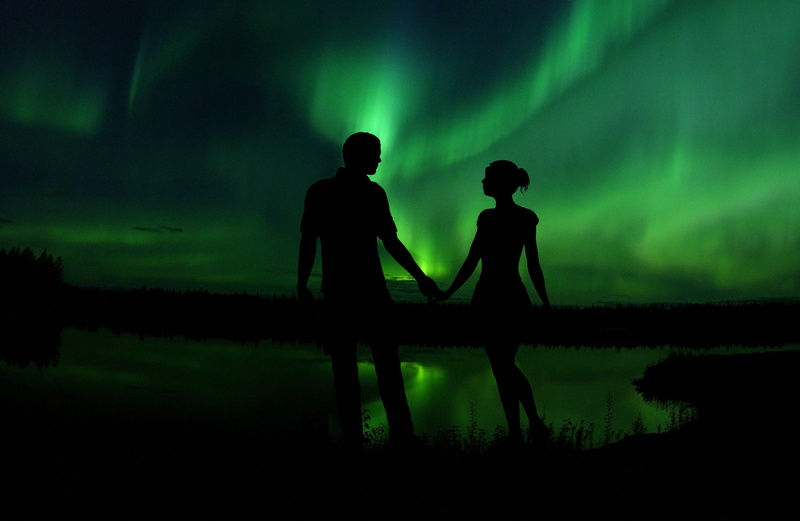 males, sky, beauty in nature, people, water, night, dark, togetherness, romantic, full length, nature, atmosphere, couple, boreale, men, 2K, reflection