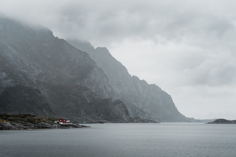 mountain peak, mountains, waterfront, autumn, overcast, mountain, lofoten, landscape, winter, travel, house, 5K, tranquil scene, outdoors, view, nature