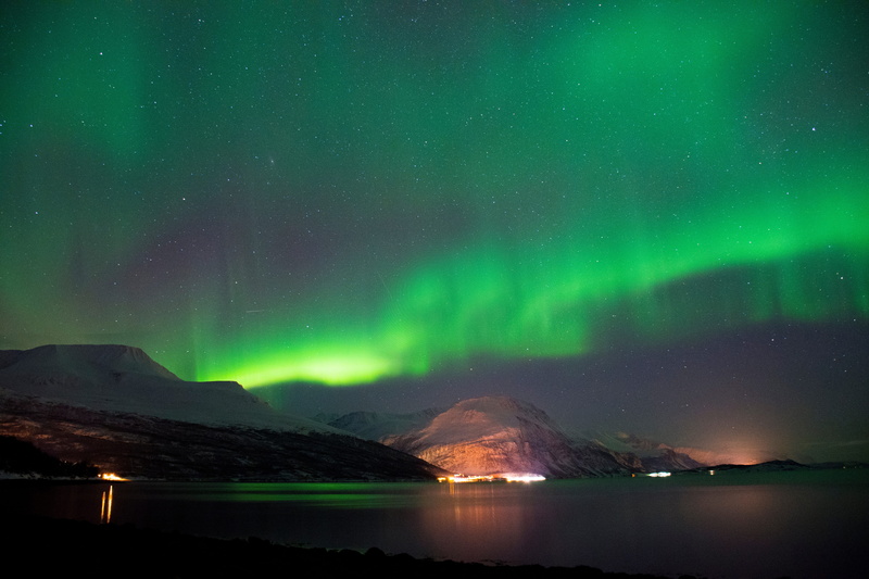 northern, star - space, scenics, space, tranquil scene, lights, nature, water, mountain, illuminated, natural, snowcapped mountain, Norway, lake, aurora polaris