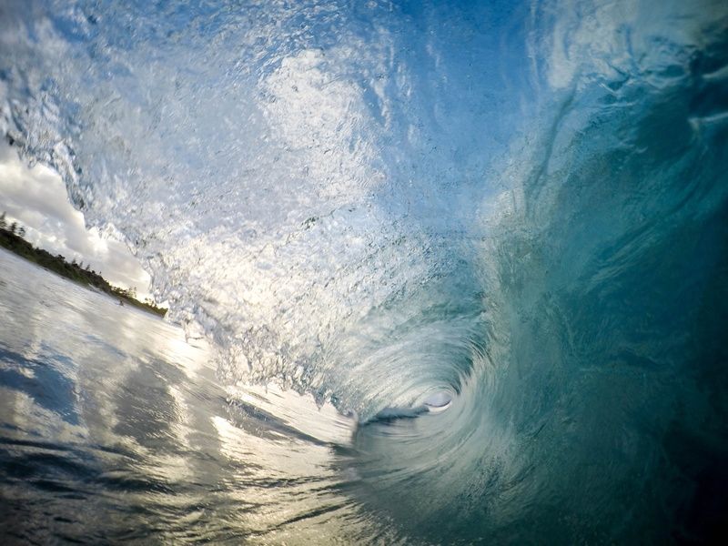 outdoors, sport, 4K, motion, beach, getting, nature, day, environment, power in nature, water, tunnel, sea, surfing, submerged, blue, beauty in nature