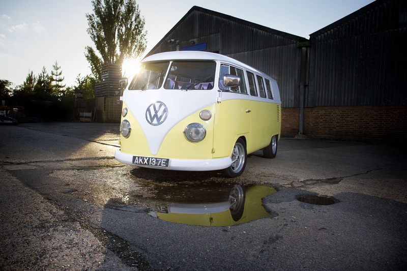 building exterior, camper van, architecture, sunlight, motor vehicle, vw camper, city, splitscreen camper, car, road, transportation, 4K, classic car