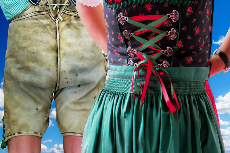 green, celebration, adult, dispute, wearing, red, bag, hand, bavarian, lace, midsection, Dirndl, customs, standing, 2K, ozapft is, multicolored, human body part