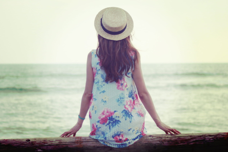 dress, water, sundress, hair, clothing, sea, relaxation, outdoors, horizon over water, lifestyles, trip, women, land, white, rear View, beach, horizon