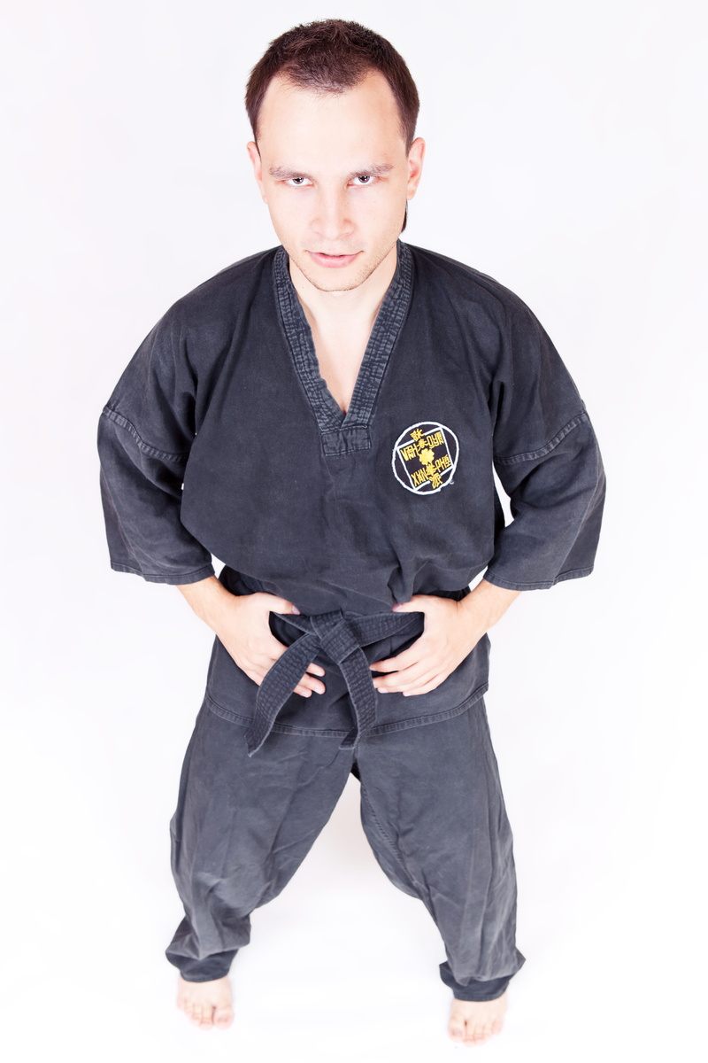 person, fight, hobby, casual clothing, front view, hands, fighter, outline, white background, kwon, gi, karate, human limb, standing, indoors, warrior