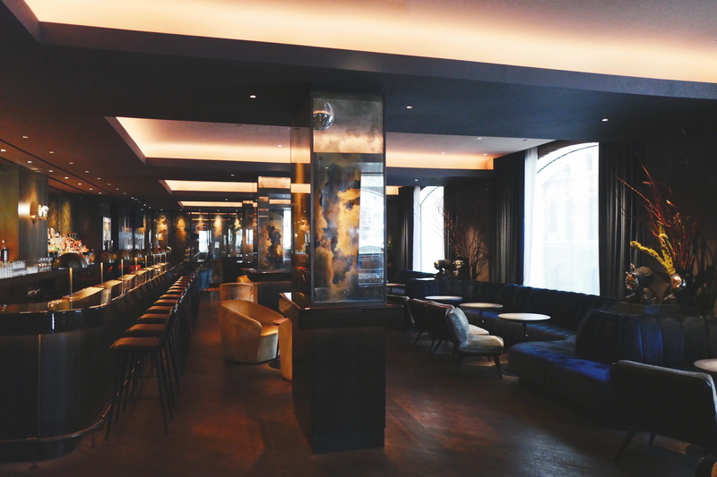 architecture, absence, seat, ceiling, bar, setting, in a row, chair, food and drink, bar counter, manhattan, club, new york, luxury, lounge, howard, food and drink industry