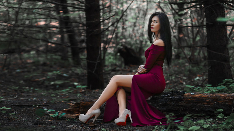 portrait, women outdoors, high heels, women, 1080P, trees, dress, depth of field, sitting