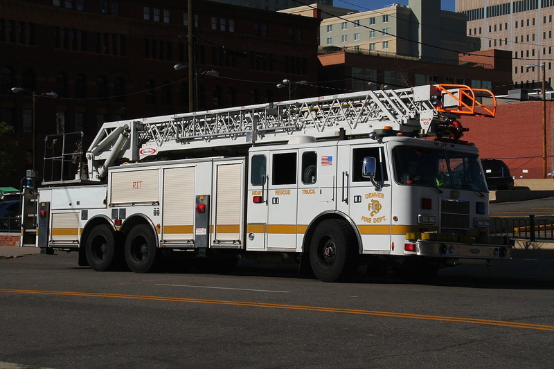 suv, 720P, pompier, cars, departments, denver, emergency, truck, fire, camion, colorado, airport, medic, usa, rescue