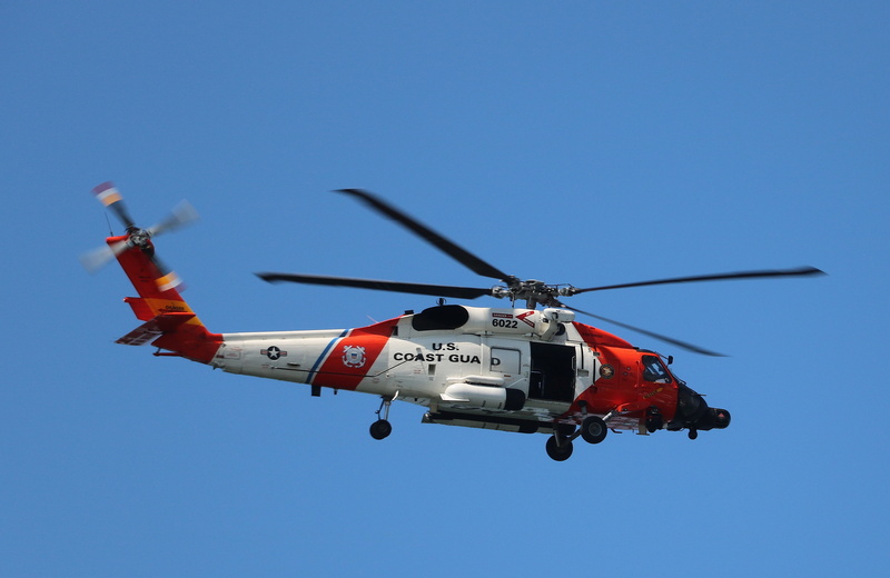 sunny, 4K, nature, airplane, aerospace industry, clear sky, emergency, motion, airport, coast guard, navy, air Vehicle, blue, on the move, flying, rescue worker