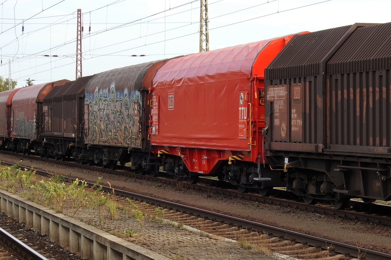 train - vehicle, business, seemed, nature, track, railroad car, red, metal, public transportation, shunting yard, railroad track, 4K, gleise, day, sky