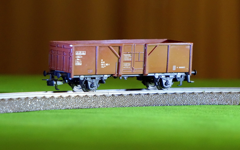 technology, railroad Track, railways, railway, old, industry, toy, yellow, trains, mode of transportation, sign, business, wagon, land vehicle, via, close-up