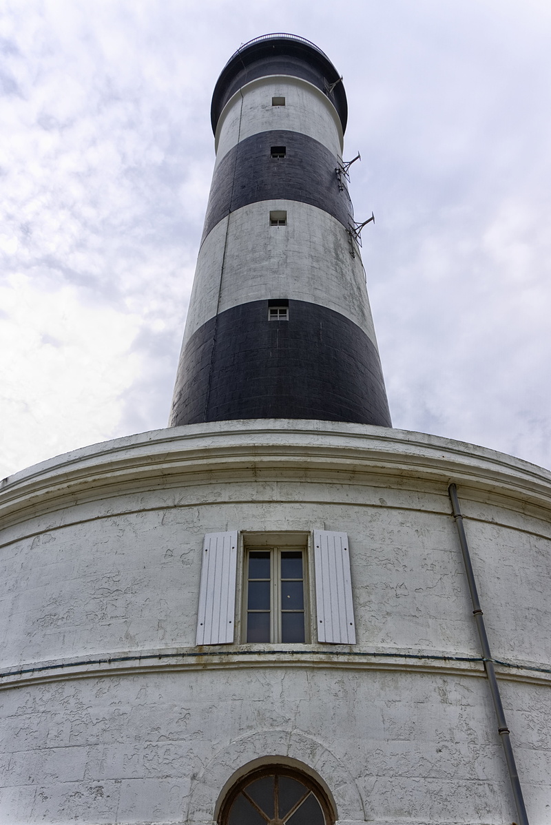 travel, old, chassiron lighthouse, sky, day, island of oleron, tower, ocean, travel destinations, tall - high, no people, low angle view, window, building exterior