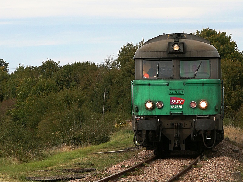 sncf, plant, train, cloud - sky, road trip, railroad track, rail transportation, mode of transportation, travel, no people, tree, outdoors, land, railroad car