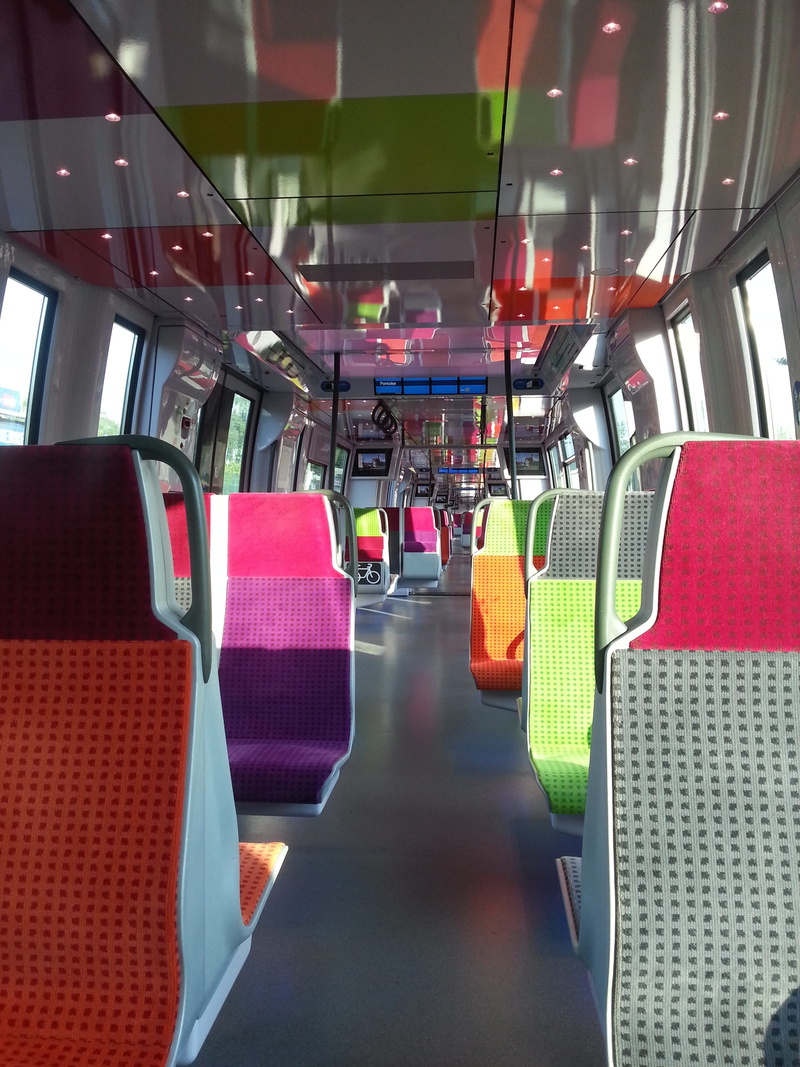 train - vehicle, in a row, train, empty, mode of transportation, vehicle seat, noel online gift shop, internal, seats, 2K, seat, passenger, modern, indoors