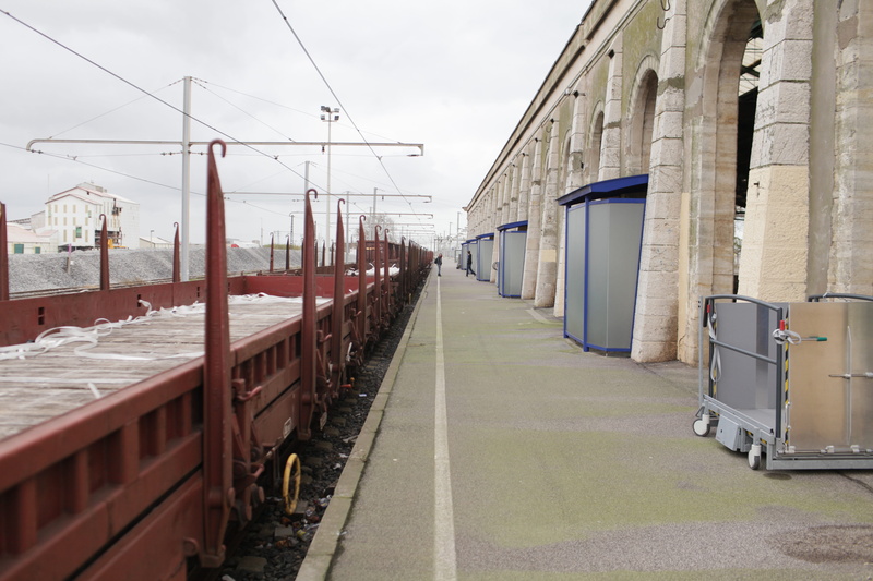 outdoors, built structure, architecture, no people, the way forward, city, long, station, track, empty, 5K, day, sète, rail transportation, transport