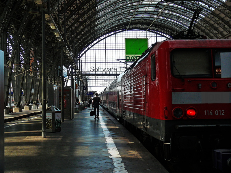 day, people, frankfurt am main germany, women, public transportation, waiting, frankfurt main, traffic, hesse, passenger train, train, transportation, railroad station
