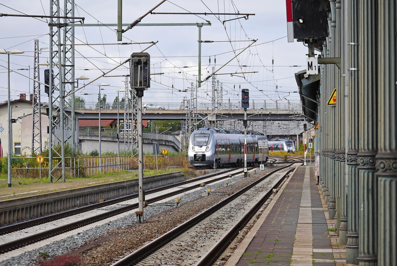 station, transportation, built structure, no people, electric locomotive, travel, tracks, outdoors, new vehicles, electricity, silver, br 442, power supply