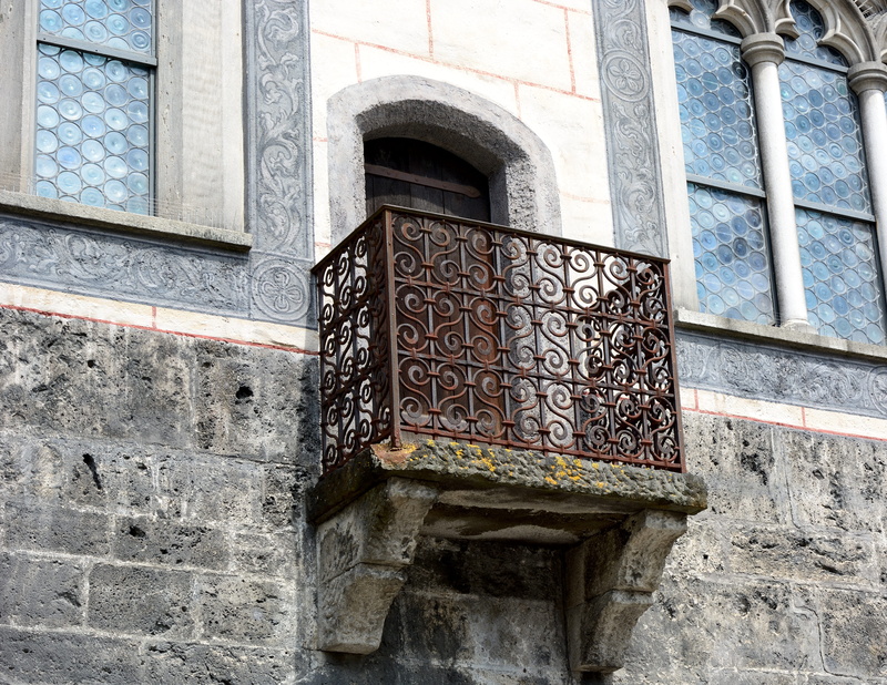 art and craft, decorative, romantic, architecture, pattern, house, built structure, arch, historic center, religion, old, the past, historically, building exterior