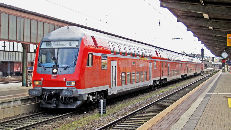 railway, architecture, 2K, regional train, transport system, red, transportation, platform, mode of transportation, public transportation, no people, electric locomotive