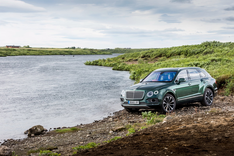 mode of Transport, side view, bentley, road trip, sports Utility Vehicle, speed, mud, machinery, outdoors, dirty, bentayga, water, transportation, shock Absorber