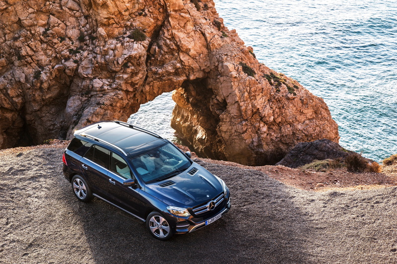 sports Utility Vehicle, driving, reflection, bMW, rock, off-Road Vehicle, high angle view, solid, shock Absorber, mercedes, black, hatchback, road, sports Race