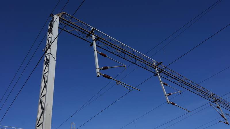 construction equipment, electricity, clear sky, cable, crane - construction machinery, ajolanka, low angle view, development, electric shock, industry