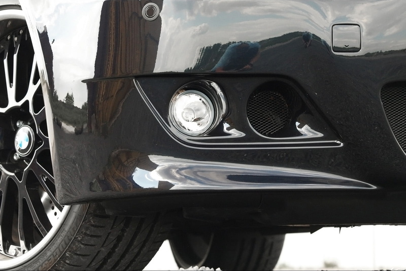 outdoors, vintage car, car, retro styled, day, wheel, 720P, land vehicle, competition, nature, m, headlight, dark, bmw, stationary, touring, close-up