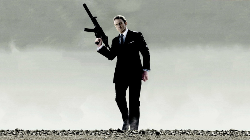 side view, suit, corporate business, 1080P, holding, men, business person, business, quantum of solace, adult, well-dressed, full length, standing, males