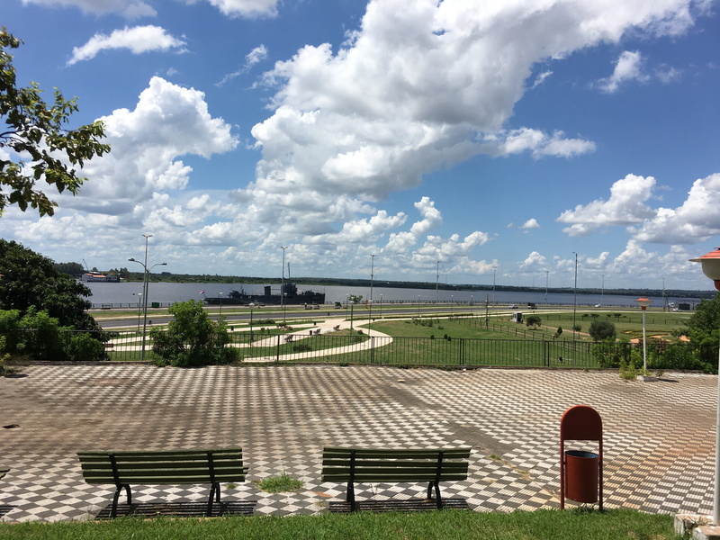 4K, sunlight, park bench, bench, outdoors, architecture, growth, costanera, asunción paraguay, no people, table, sky, nature, paraguay, day, chair, cloud - sky
