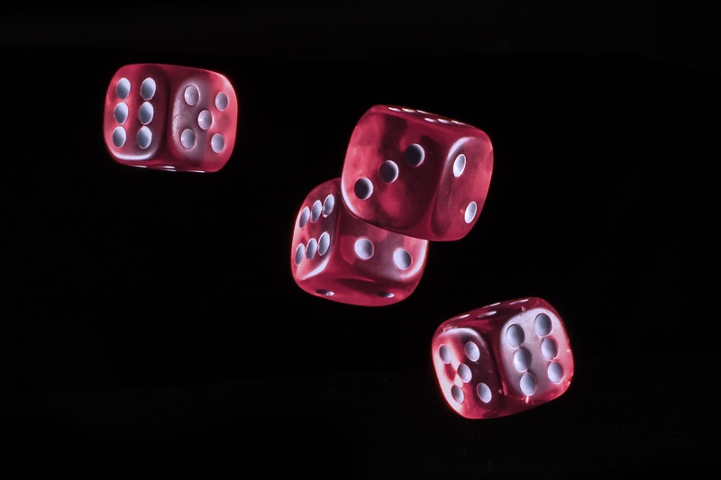 gambling, medium group of objects, macro, four, prevention, black, close, play, arts culture and entertainment, group of objects, transparent, detail, gesellschaftsspiel
